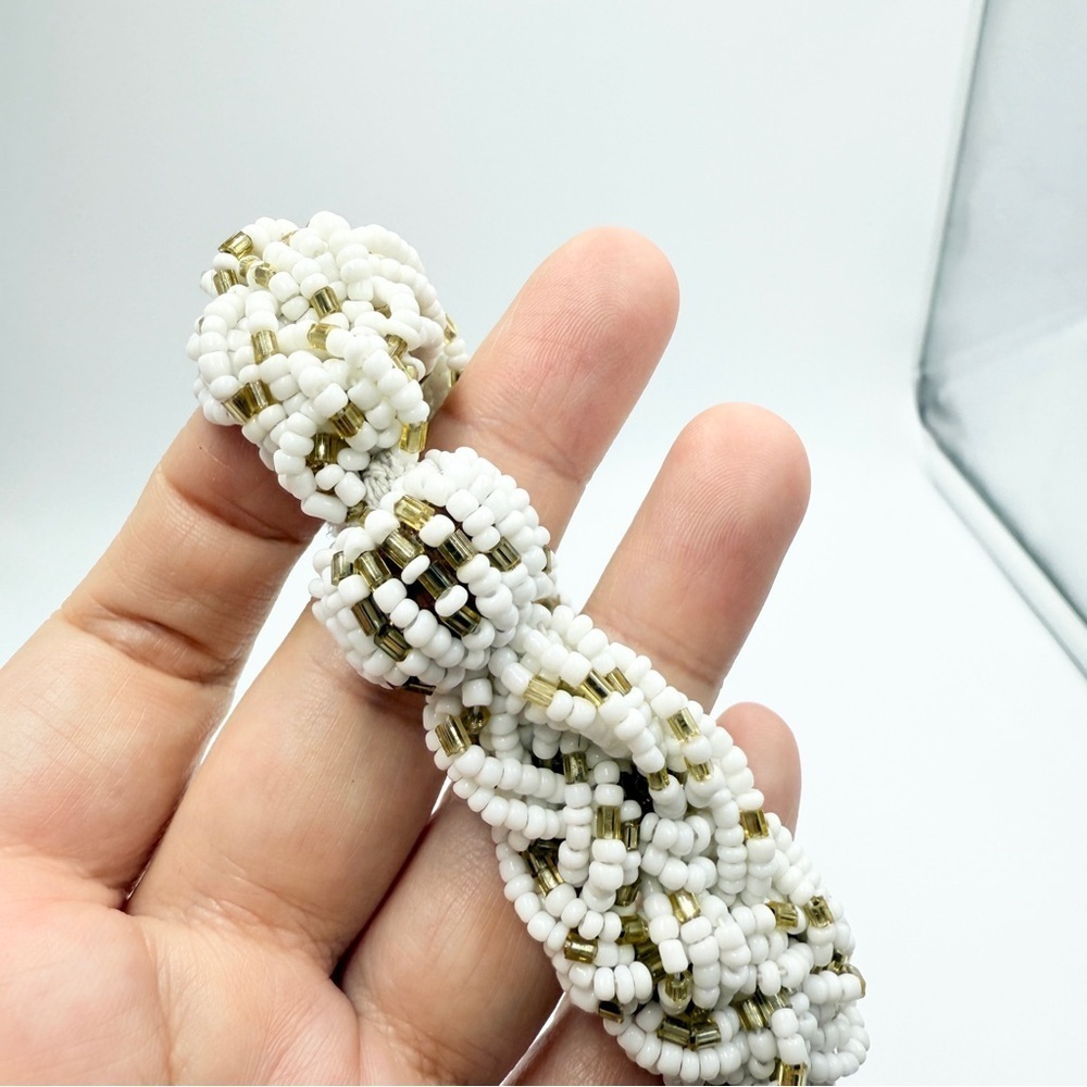 White Beaded Elastic Bracelet with Gold Accents